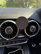Audi TT MK3 Mag Safe Phone